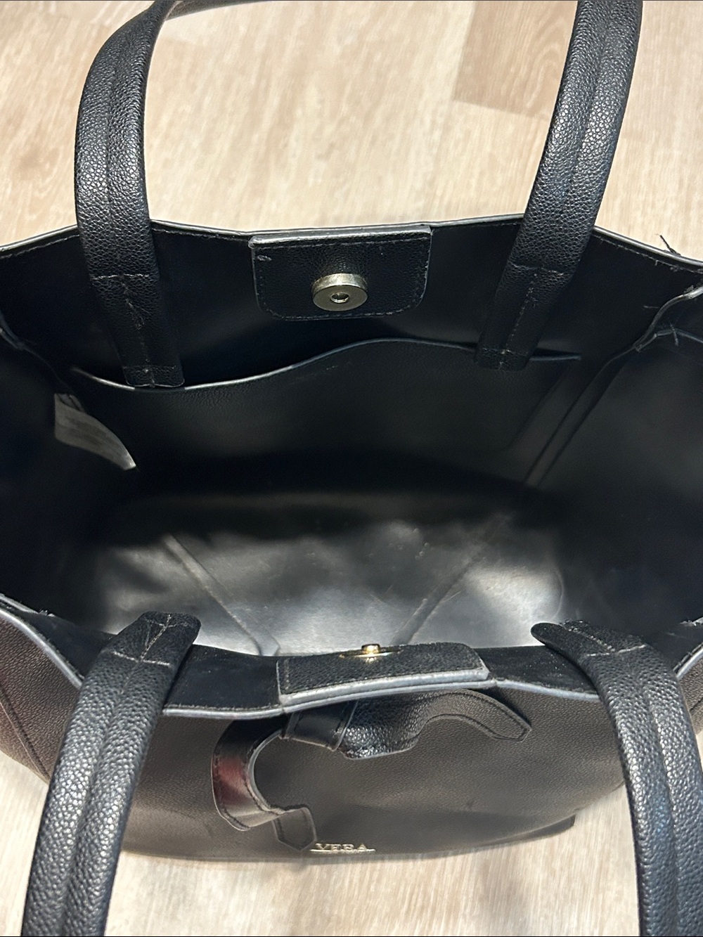 Vera New York Faux Pebbled Leather Structured Tied Accent Tote Bag - Picture 5 of 8